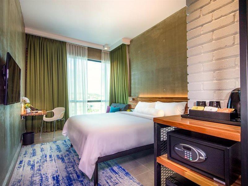 Hotel Ibis Styles Kota Kinabalu Inanam Zewnętrze zdjęcie