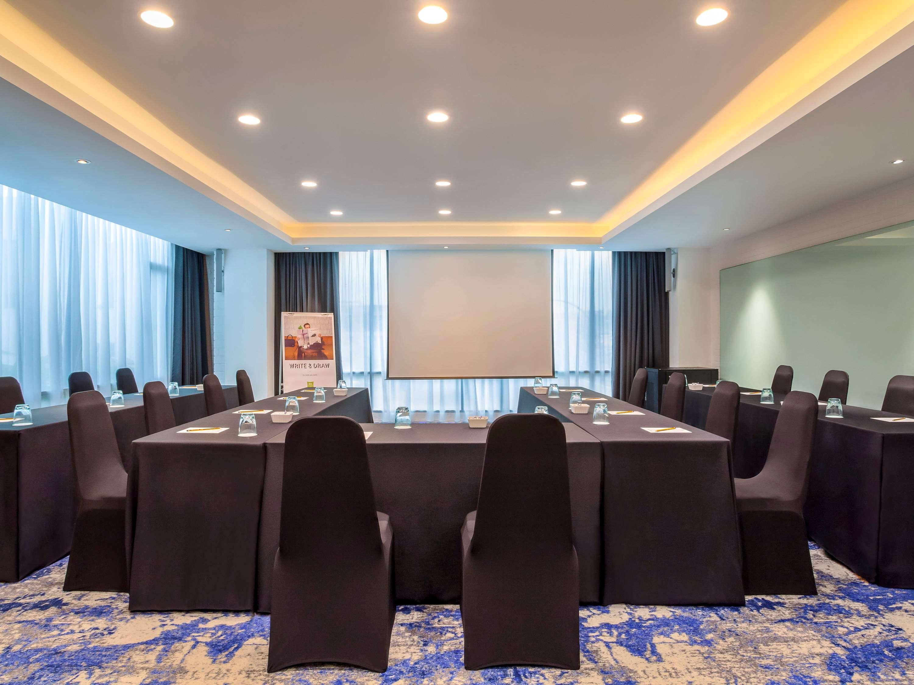 Hotel Ibis Styles Kota Kinabalu Inanam Zewnętrze zdjęcie
